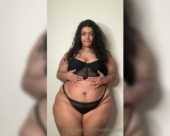 Vannesa Rodriguez aka vannesavvs - 03-10-2021 OnlyFans Video - Admiring myself