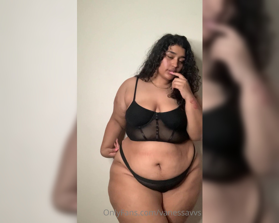 Vannesa Rodriguez aka vannesavvs - 03-10-2021 OnlyFans Video - Admiring myself