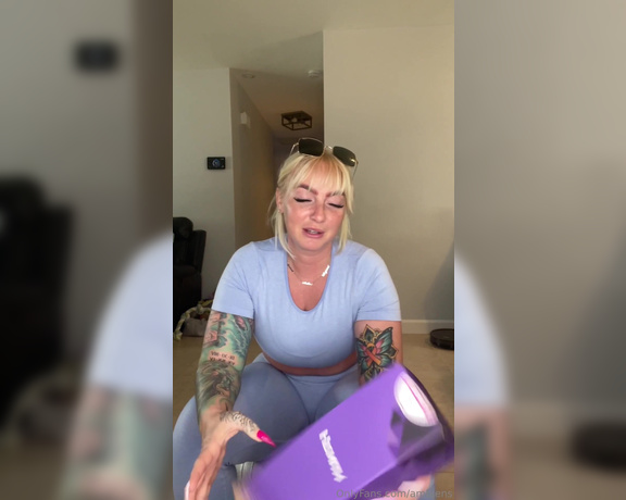 Ambjens aka ambjens - 01-26-2024 OnlyFans Video - Todays first reaction to surprise packages sent to me