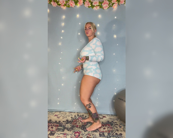 Ambjens aka ambjens - 04-27-2024 OnlyFans Video - After tonights twitch stream