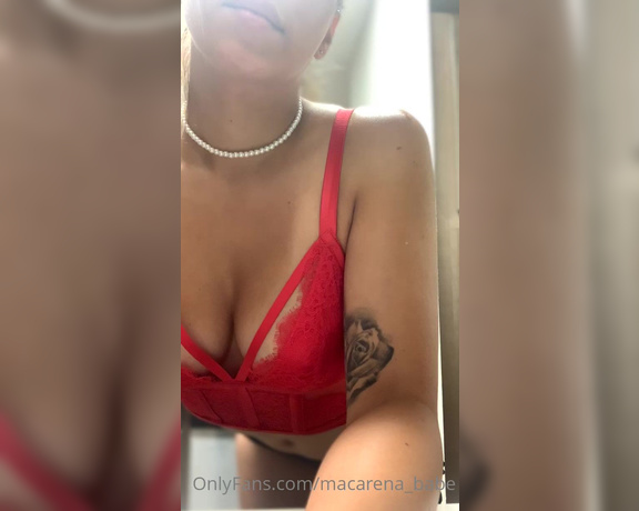 Baby girl ‍ aka cute_babegirl - 07-21-2022 OnlyFans Video - Someone come bend me over the kitchen counter