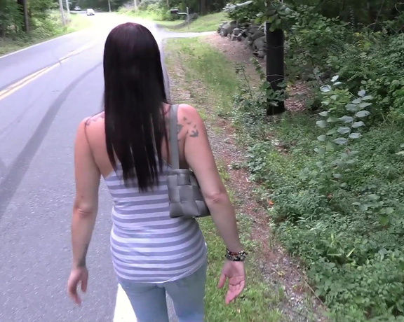 MsBiancaBaker - Outside Highway Pants Pissing, Jeans/Pants Wetting, Public Outdoor, Struggling, Wet & Messy, Pee, ManyVids