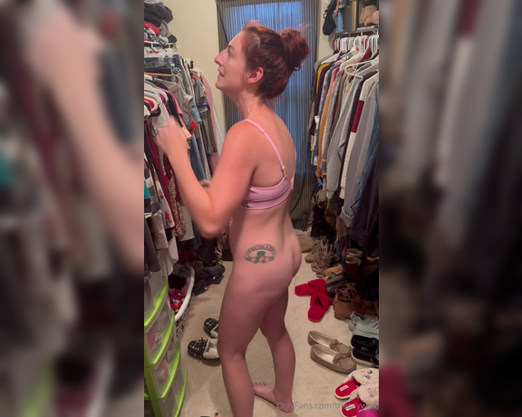 Cay Wild aka thecaywild - 10-20-2023 OnlyFans Video - Just getting changed this morning into this hot and comfy mom outfit  Do you like