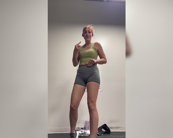 Cay Wild aka thecaywild - 08-10-2024 OnlyFans Video - Morning workout and some fun