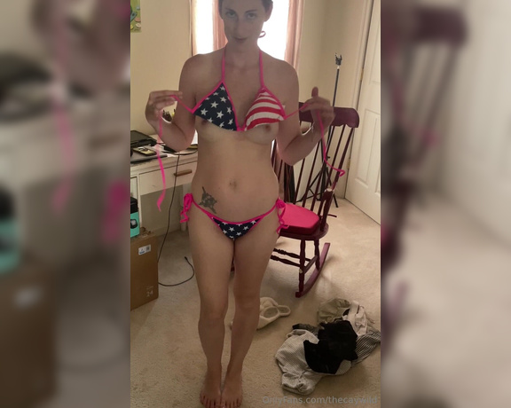 Cay Wild aka thecaywild - 07-16-2024 OnlyFans Video - Its just too hot even for a bikini