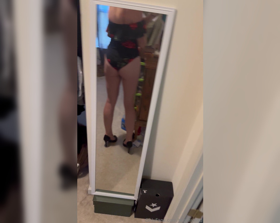 Cay Wild aka thecaywild - 09-21-2024 OnlyFans Video - Morning everyone should I wear this out and about today