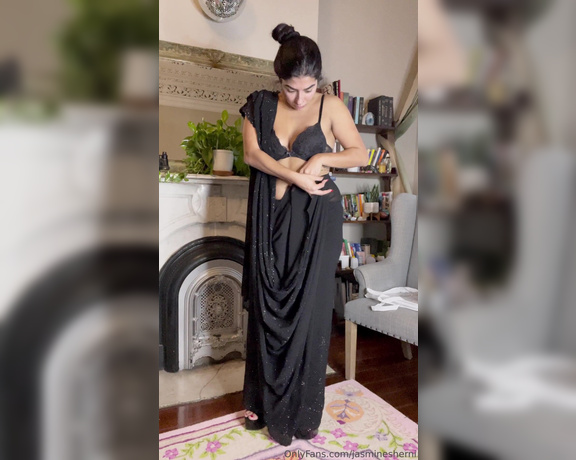 Jasmine Sherni aka jasminesherni - 02-09-2024 OnlyFans Video - Saree BTS for those of you who want to see my full progress videos of draping