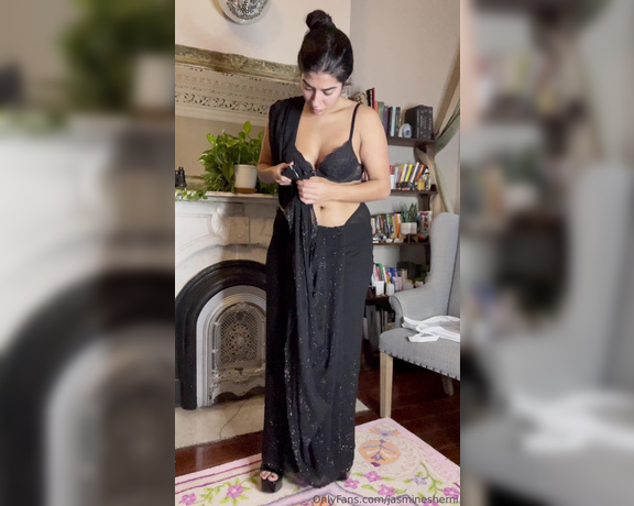 Jasmine Sherni aka jasminesherni - 02-09-2024 OnlyFans Video - Saree BTS for those of you who want to see my full progress videos of draping