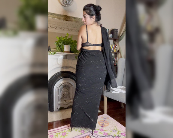 Jasmine Sherni aka jasminesherni - 02-09-2024 OnlyFans Video - Saree BTS for those of you who want to see my full progress videos of draping