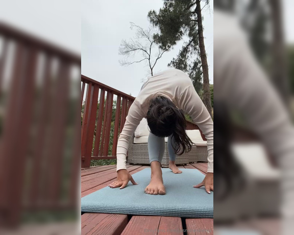 Jasmine Sherni aka jasminesherni - 07-04-2024 OnlyFans Video - nature yoga is my fav