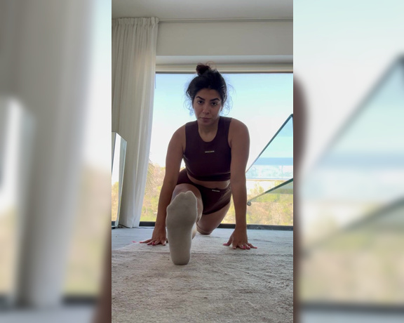 Jasmine Sherni aka jasminesherni - 07-27-2024 OnlyFans Video - Morning stretches before my BG in Spain with Brazzers