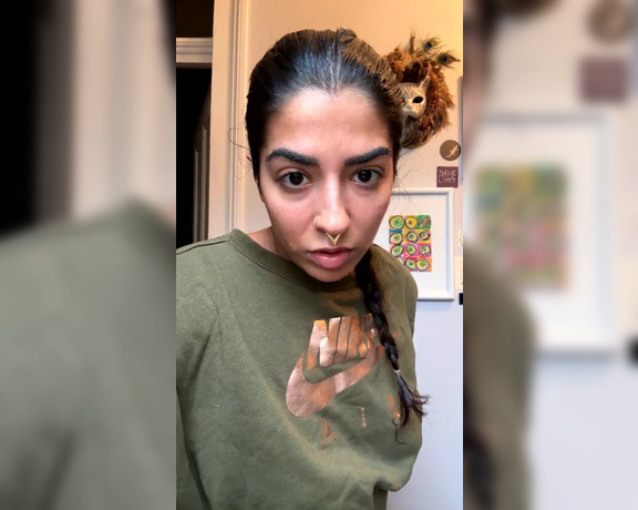 Jasmine Sherni aka jasminesherni - 09-05-2024 OnlyFans Video - Stream started at 09052024 0105 pm Updates while I oil my hair and chat