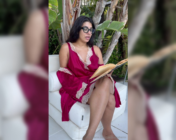 Jasmine Sherni aka jasminesherni - 08-05-2024 OnlyFans Video - reading 9 Pages 62_67 of The Prophet by Khalil Gibran