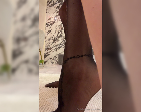 Kiara Lord aka kiaralord - 03-16-2024 OnlyFans Video - Elegant feet and soles