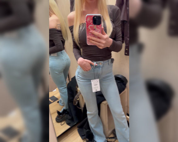 Kiara Lord aka kiaralord - 04-20-2024 OnlyFans Video - The hottest girl next door  Trying on some new jeans to show off those sporty