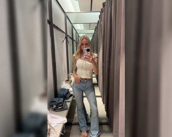 Kiara Lord aka kiaralord - 08-31-2024 OnlyFans Video - Come join me in the fitting room