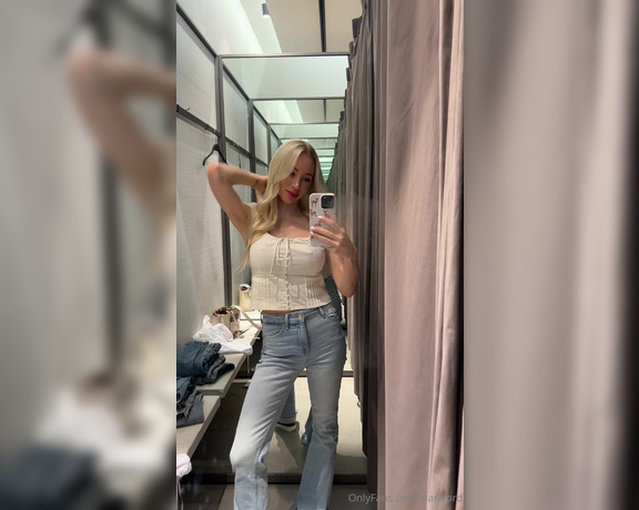 Kiara Lord aka kiaralord - 08-31-2024 OnlyFans Video - Come join me in the fitting room