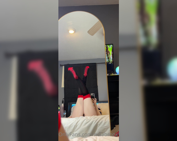 Nala Brooks aka nalabrooks - 05-18-2023 OnlyFans Video - Are you a stockings or even a bush kinda person