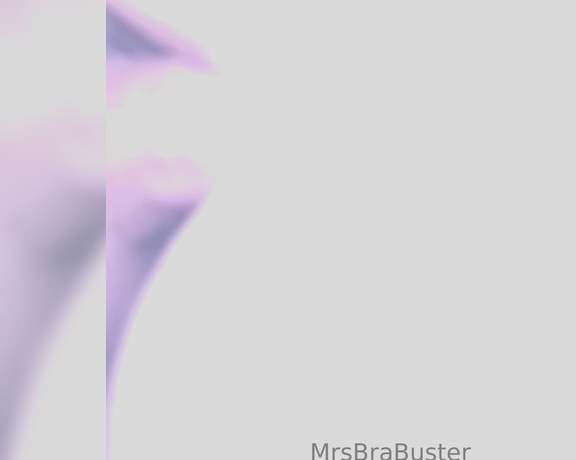 Mrs Bra Buster aka mrs_bra_buster - 03-04-2023 OnlyFans Video - A little quickie on this beautiful Saturday with my asshole on display