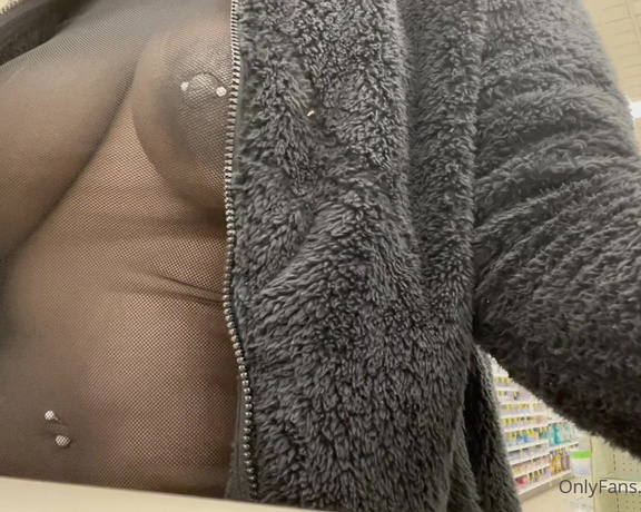 Tessa Tasty aka tessatasty - 03-11-2021 OnlyFans Video - Visiting the local pharmacy