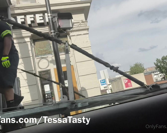 Tessa Tasty aka tessatasty - 06-29-2021 OnlyFans Video - Having fun in an uber