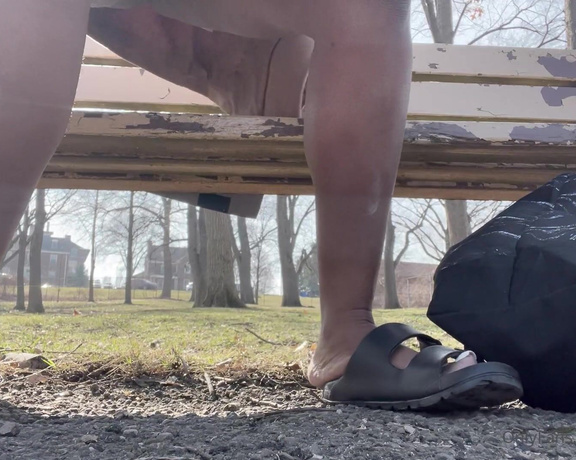 Tessa Tasty aka tessatasty - 03-31-2021 OnlyFans Video - Making myself cum on the park bench