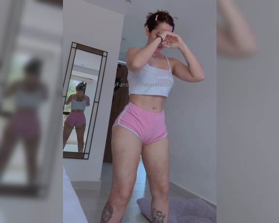 VitaCelestine aka vitacelestine - 09-26-2024 OnlyFans Video - Aún duele pero ya estoy en la parte de los ejercicios, no se les olvide que