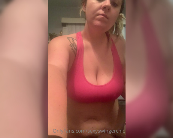 Sexy Swinger Chic aka sexyswingerchic - 09-23-2021 OnlyFans Video - Watch me strip for you after yoga class