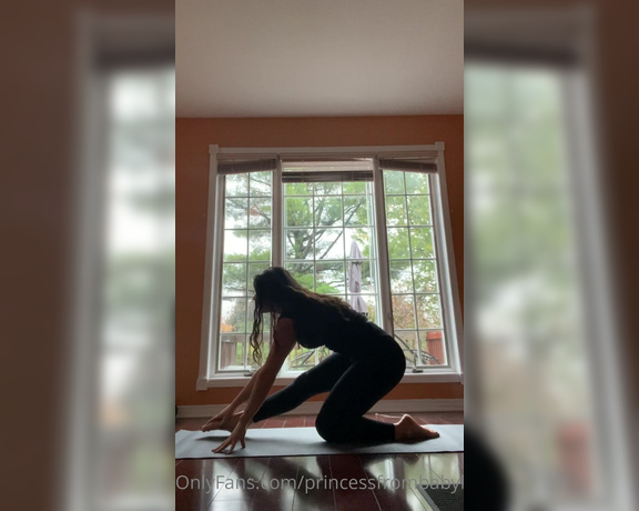 Princessfrombabylon aka princessfrombabylon - 03-31-2023 OnlyFans Video - Try this flow for a full body stretch