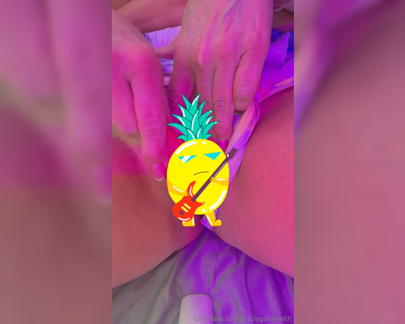 YFGTricia aka triciagoldsmith - 04-29-2024 OnlyFans Video - Hey watch how creamy I get and cum lick it up