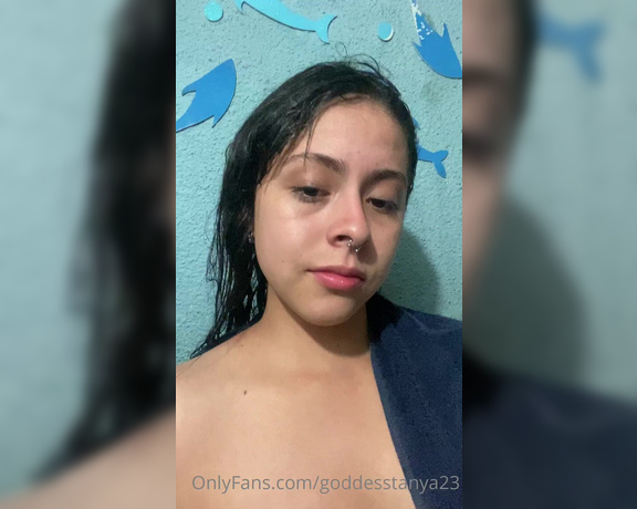 Mayiss GT aka mayiss_gt - 01-18-2023 OnlyFans Video - Terminándome de bañar