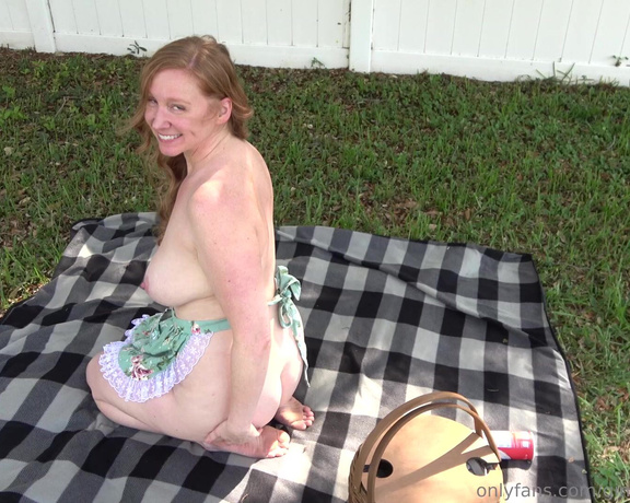 Ginger Daydreams aka gingerdaydreams - 05-13-2024 OnlyFans Video - Covered in whipped cream