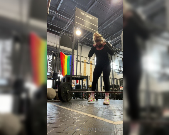 AllisonNYC aka allisonnyc - 02-03-2021 OnlyFans Video - I did 8 sets of high pull  snatch  overhead squat at 50_60 to let