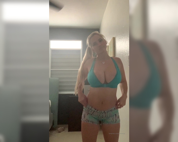 AllisonNYC aka allisonnyc - 08-14-2020 OnlyFans Video - Ooookay Im going to go sprint up the super steep hill from my house to the