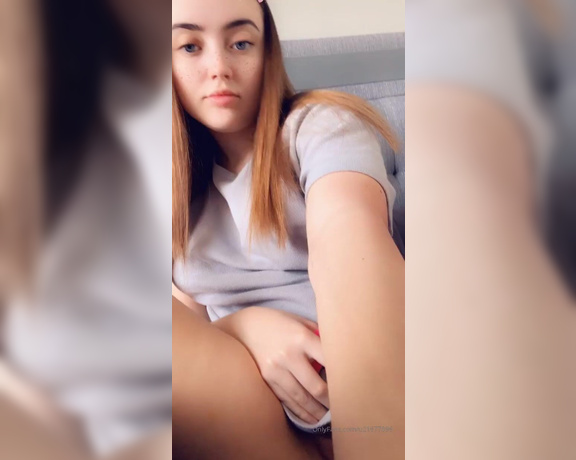 Caseyroseexo aka caseyjayxxx - 04-04-2020 OnlyFans Video - Who wants to fuck me im horny