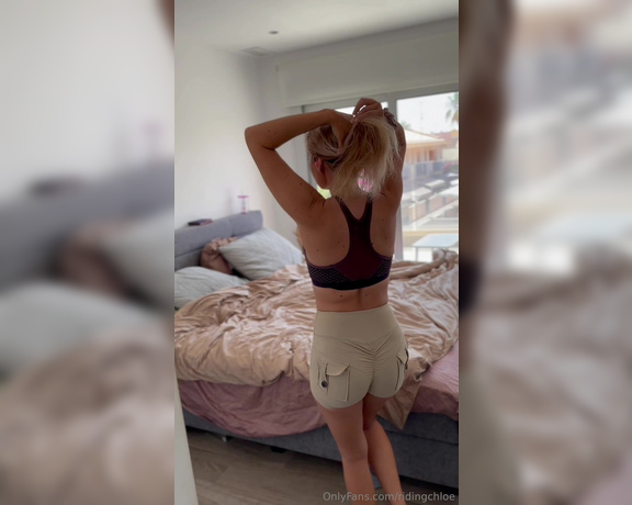 Chloe Ride aka ridingchloe - 08-01-2024 OnlyFans Video - Check your DMs This is how it begins