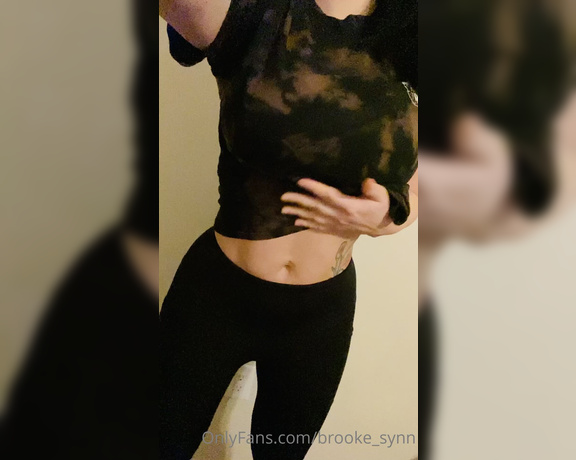 Brooke Synn aka notbrookesynn - 11-12-2020 OnlyFans Video - Todays outfit Working on trying to get better so I can get beck to sending more