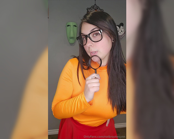 Brooke Synn aka notbrookesynn - 10-20-2024 OnlyFans Video - JinkiesCan you help me solve the mysteryTip 20 to see Velma get her pussy pounded in