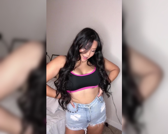 Bella Luna aka bellalunavip - 11-06-2020 OnlyFans Video - My first try at one of these clothing_off jumping tiktoks but its real rough LOL