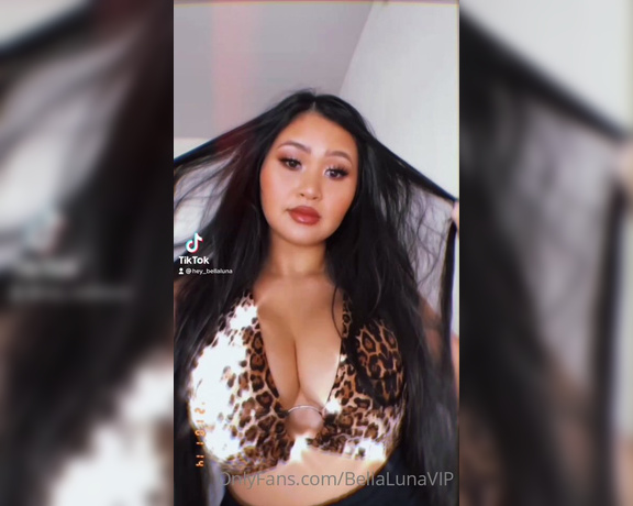 Bella Luna aka bellalunavip - 01-15-2021 OnlyFans Video - Just posted this dancing video to that unreleased SZA song on TikTok