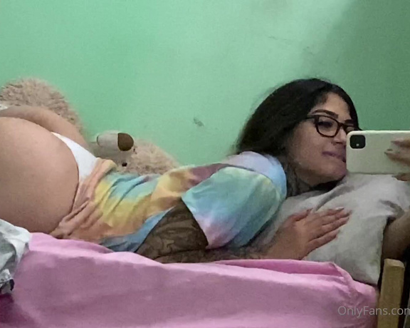 Pamelita Ruiz aka pamelita00ok - 01-06-2023 OnlyFans Video - Quieres venir a dormir conmigo