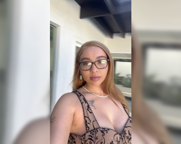 Kellogg Rochella aka simplychella - 02-28-2024 OnlyFans Video - Honey is home