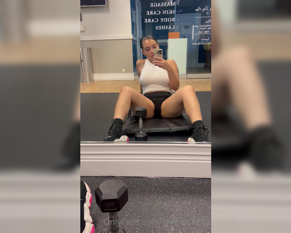 Kellogg Rochella aka simplychella - 07-18-2023 OnlyFans Video - Gym  Flow