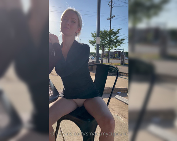 Smack My Cupcake aka smackmycupcake - 04-16-2023 OnlyFans Video - Is it weird that I get turned on from flashing in public