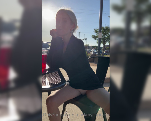 Smack My Cupcake aka smackmycupcake - 04-16-2023 OnlyFans Video - Is it weird that I get turned on from flashing in public