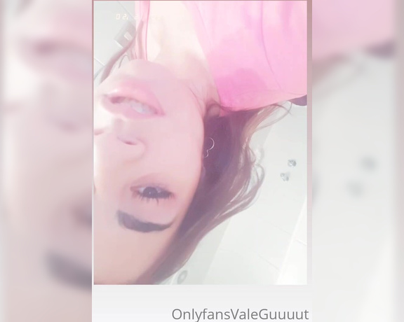 Valentina Gutierres aka valentinagutgut - 12-31-2020 OnlyFans Video - Kero curarme y salir a cazar penes chan chan