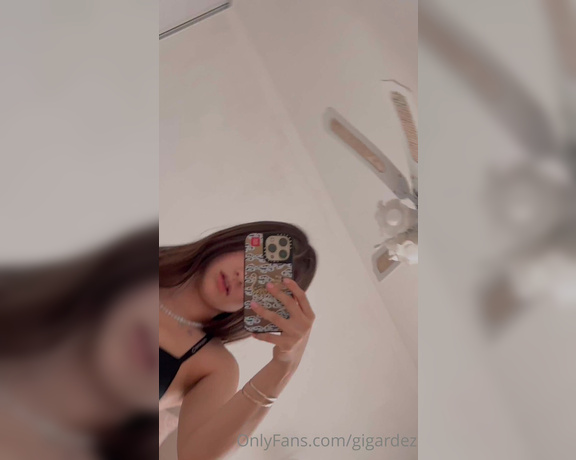 Gabriela Gardez aka gigardez - 07-01-2022 OnlyFans Video - Slide 4 a surpriseDesliza para una sorpresa