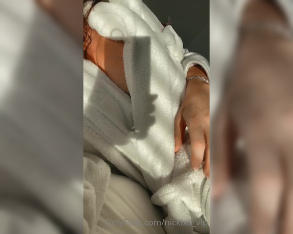 Nickixo Vip aka nickixo_vip - 01-26-2023 OnlyFans Video - Good morning Laundry day for me mmm wonder what I can get up to