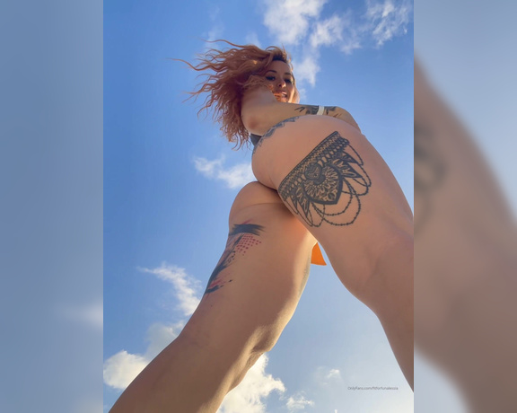 Alessiamimixx aka fitforfunalessia - 04-05-2022 OnlyFans Video - Nuovo costumino Do you like it