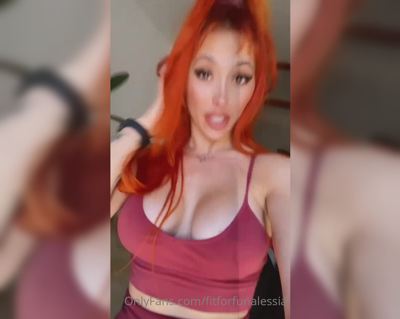 Alessiamimixx aka fitforfunalessia - 10-12-2021 OnlyFans Video - Morning babes